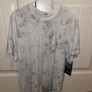 Lululemon Metal Vent Tech Tee